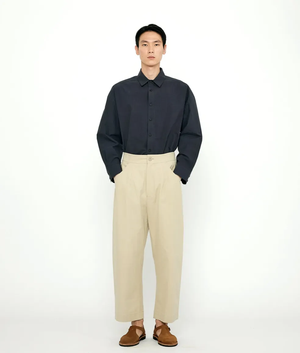 curve legged trouser