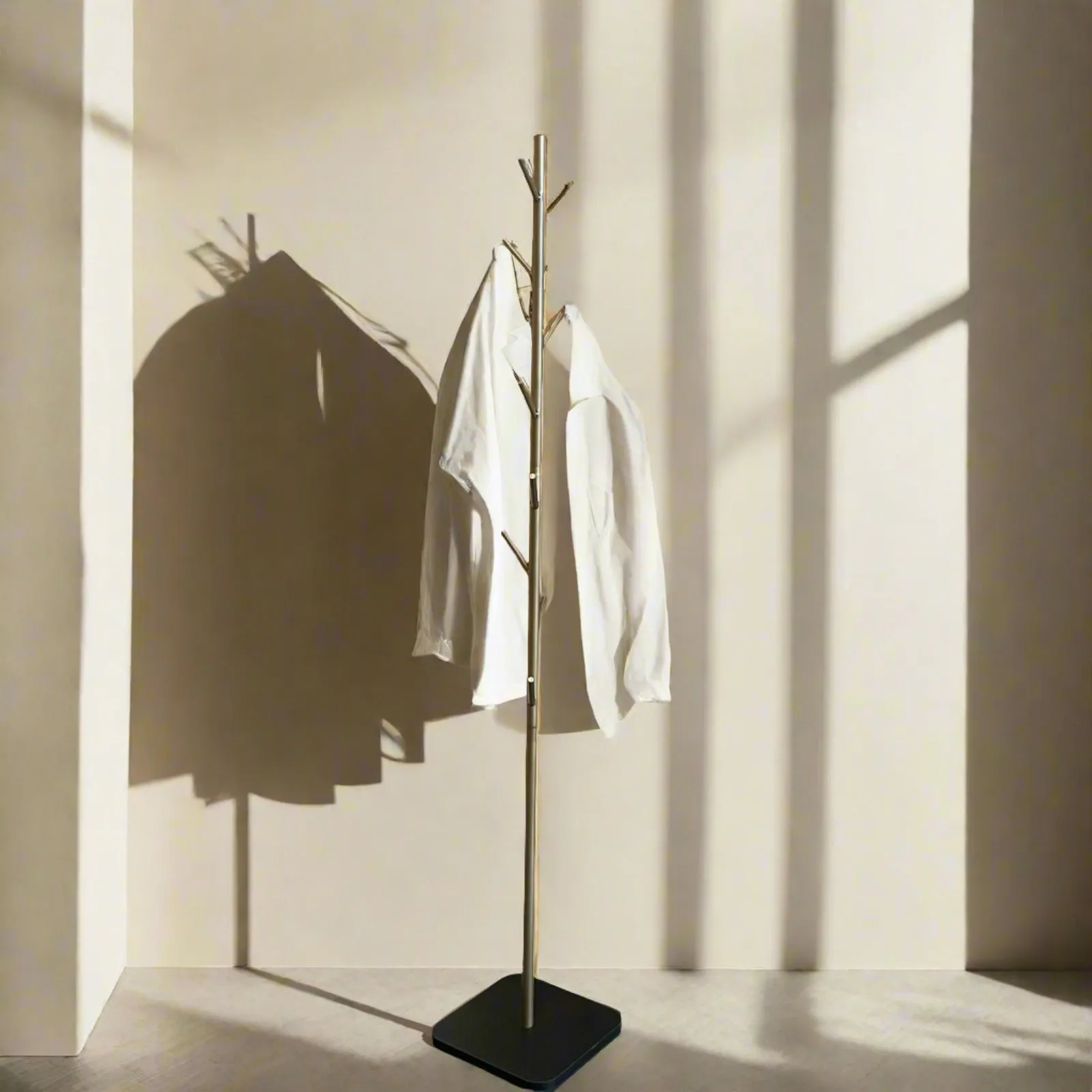X - Style Tree Shaped Coat Stand Floor Standing Metal Rack With 8 Hangers With Metal Base